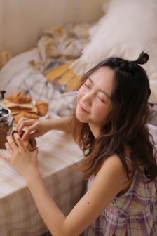 嗯又粗又长插的好深太舒服了